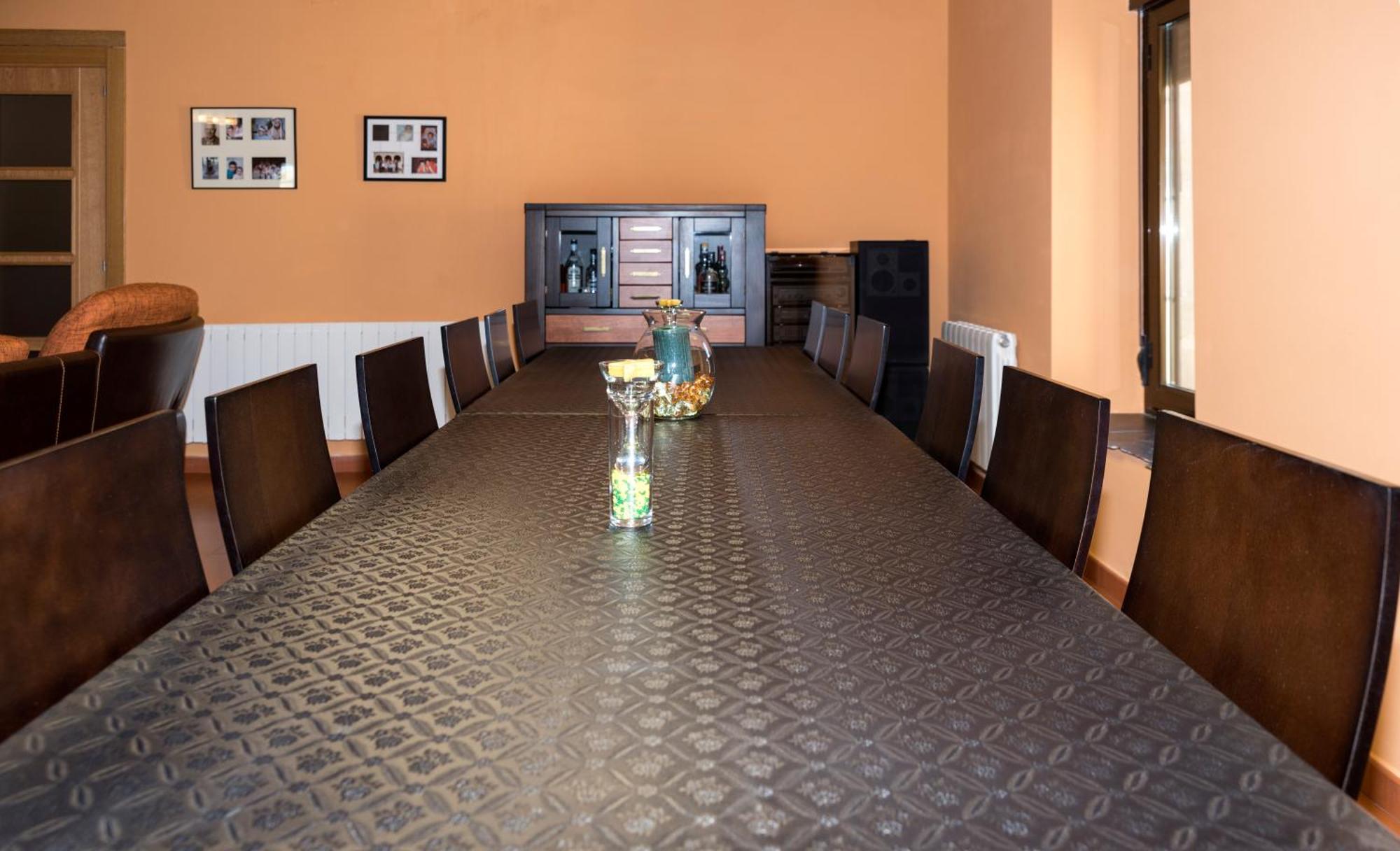 Villa El Almendro Del Cura à Villarmayor  Extérieur photo